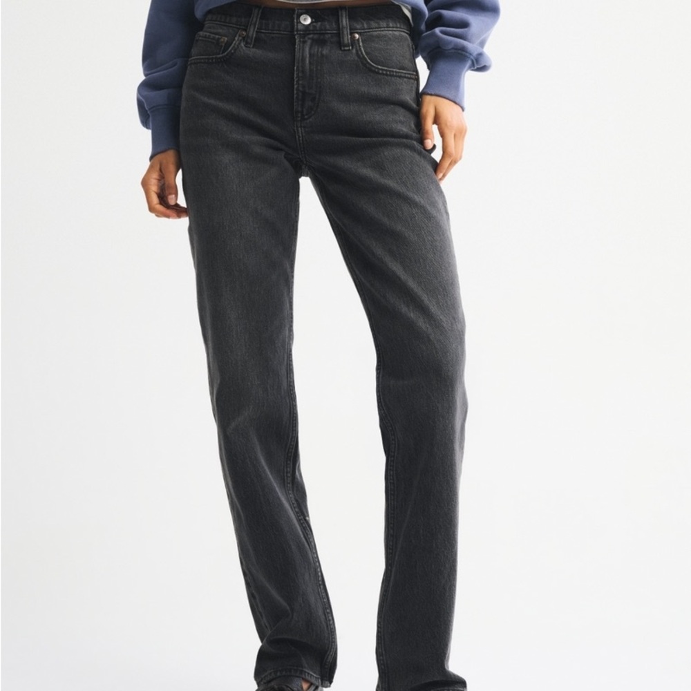 Abercrombie The Straight Mid-Rise Classic Black Women's Jeans Size 26 NWT